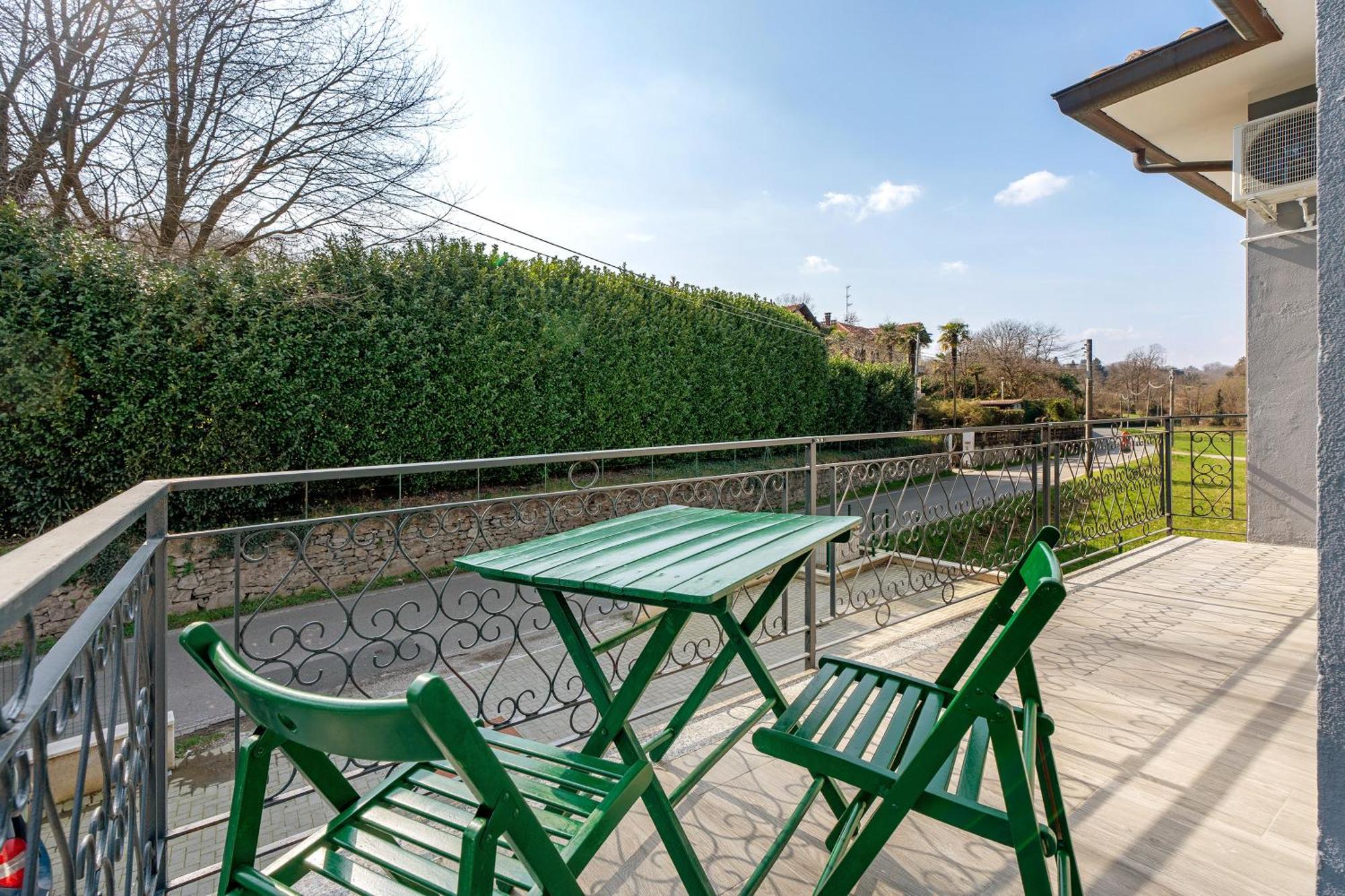 Sweet Home Apartments Peperoncino 阿罗纳 外观 照片